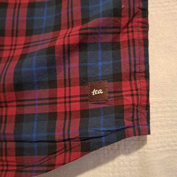 Tea Collection boys 12-18 months plaid button down shirt - Picture 5 of 5